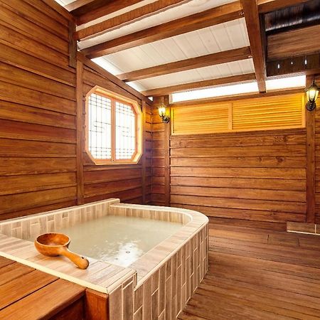 Gorgeous Hot Spring Resort Taipeh Exterior foto