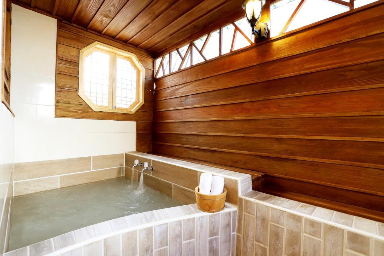 Gorgeous Hot Spring Resort Taipeh Exterior foto