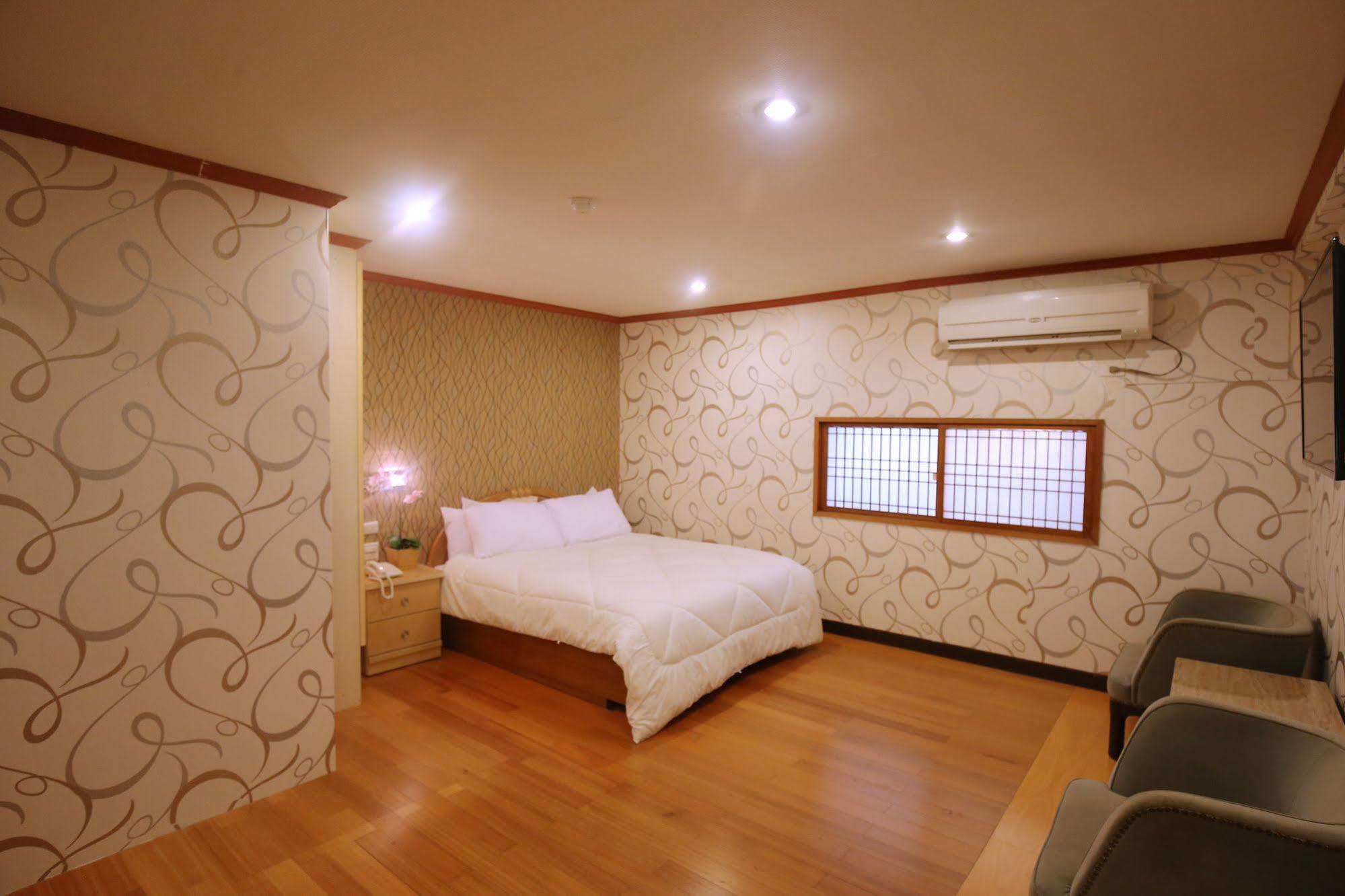 Gorgeous Hot Spring Resort Taipeh Exterior foto